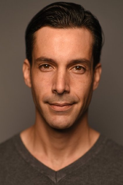 Dusan Dukic como Krupp