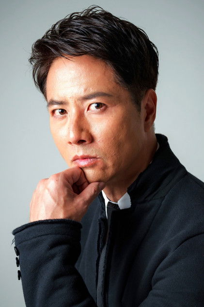 ケイン・コスギ como Lee