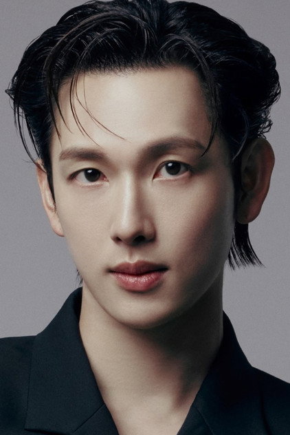 Yim Si-wan como Lee Myung-gi / Player 333