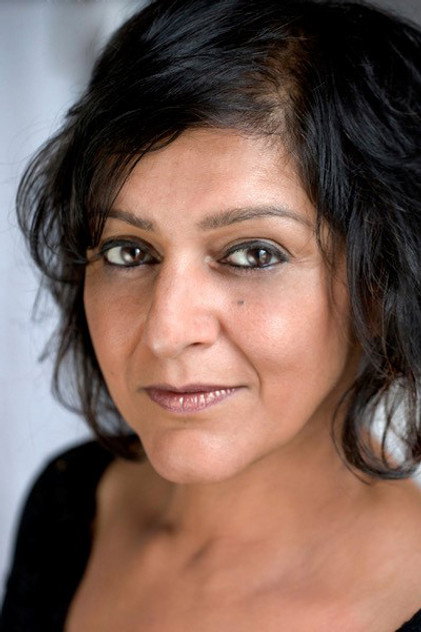 Meera Syal como Sharla