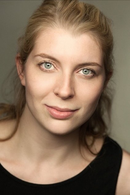 Kate Kennedy como Kai-125