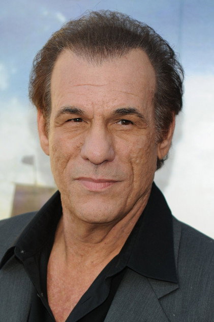 Robert Davi dans le rôle de Jake