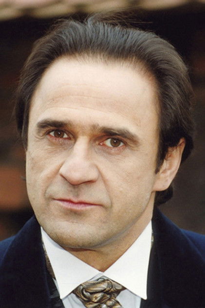 Bronisław Wrocławski como Mario