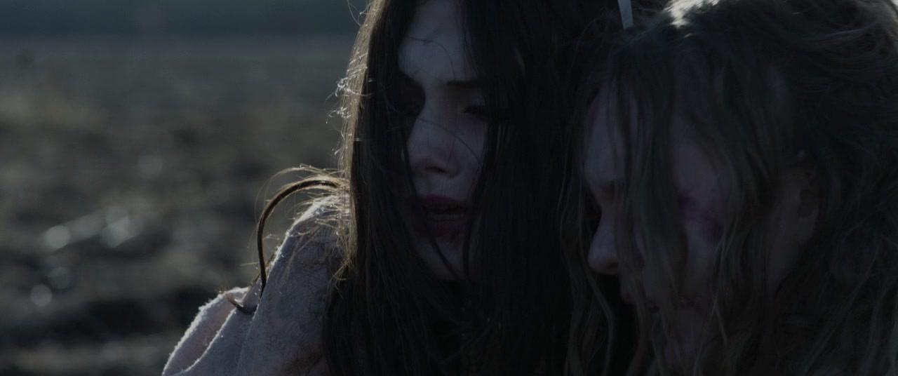 Ghostland (2018): Entre la Imaginación y el Slasher