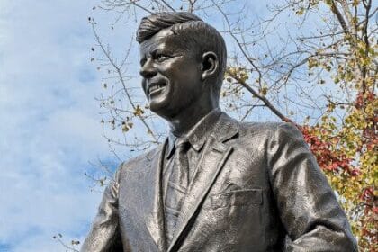 StudioEIS, John F. Kennedy (detail), final bronze, 2021. Photo courtesy of StudioEIS.