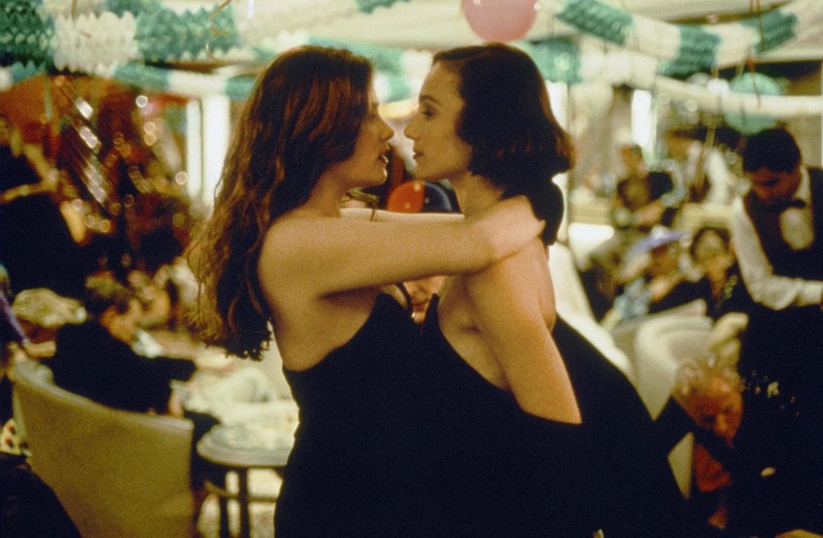 Bitter Moon (1992)