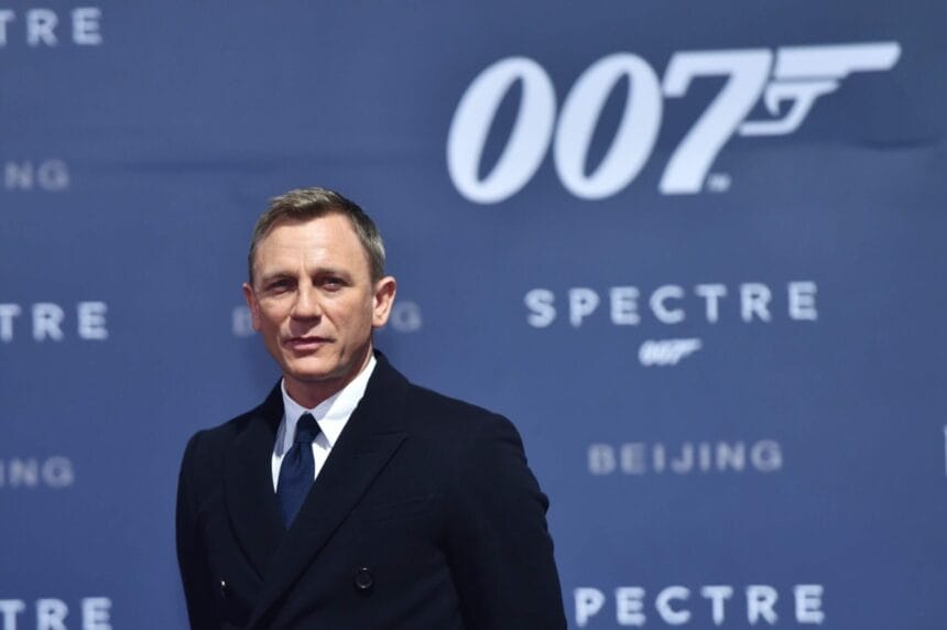 Daniel Craig