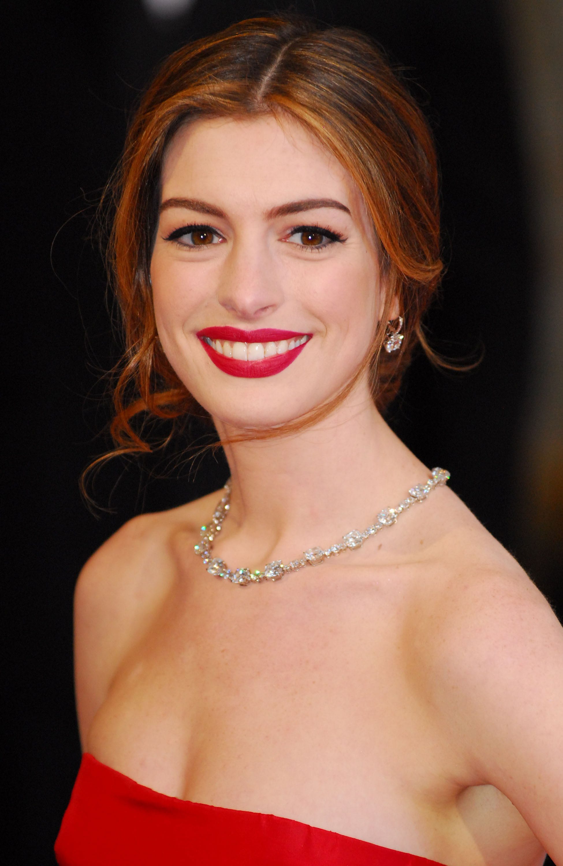 Anne Hathaway