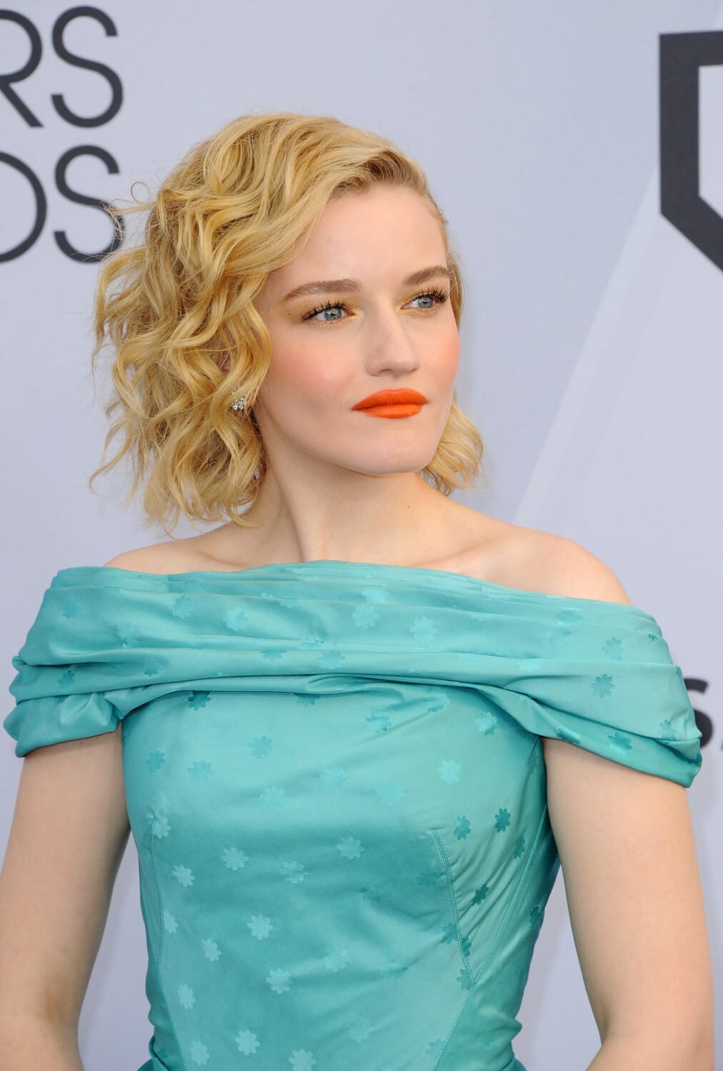 Julia Garner