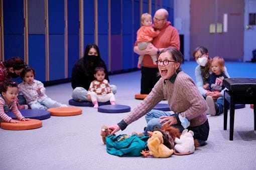 Simona Green facilitating Baby Music Jam CREDIT: Jaimi Joy
