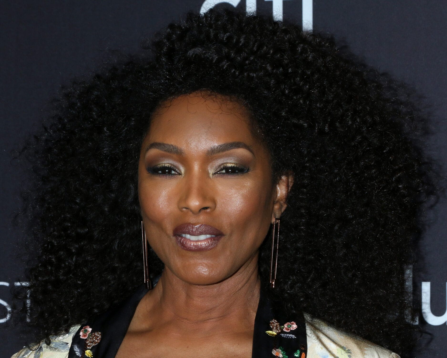 Angela Bassett