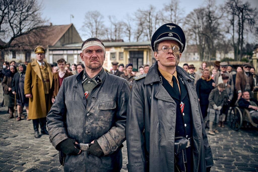 'Blood & Gold' (2023) Netflix Movie. Review: Fun Pulp Set in World War II