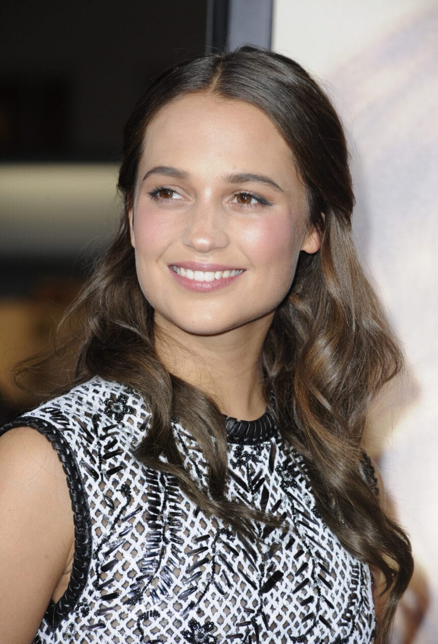 Alicia Vikander