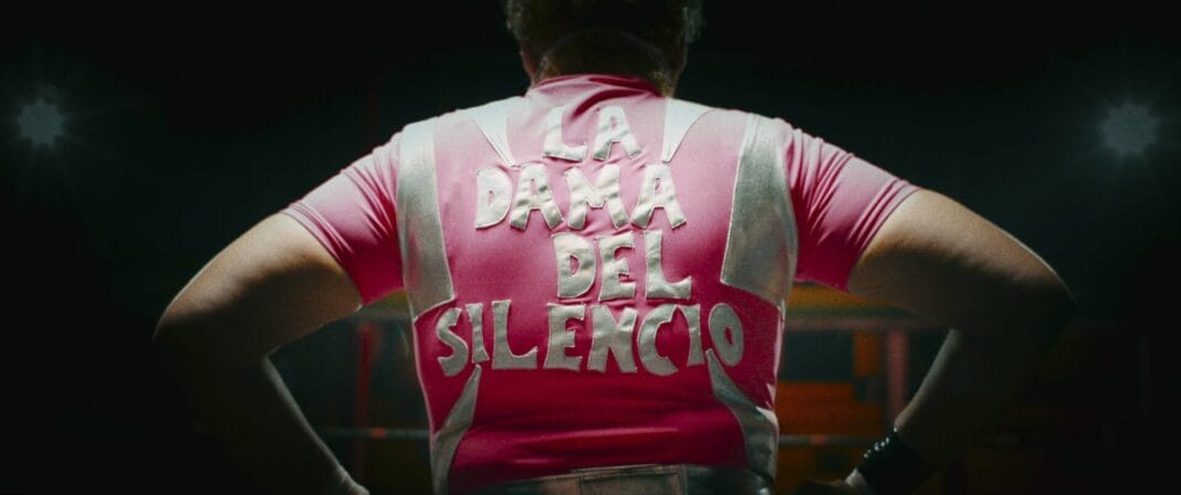 La Dama del Silencio : Du ring aux crimes