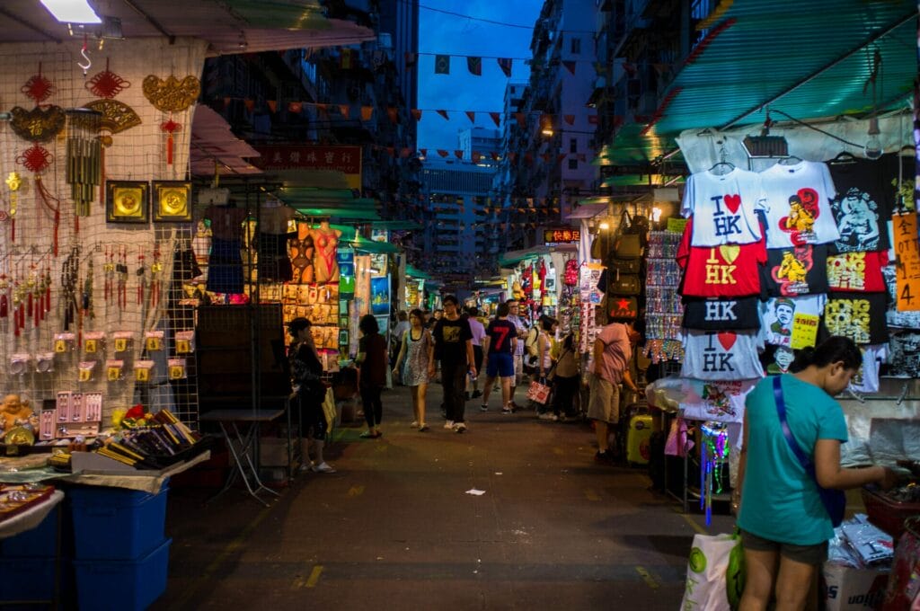 Marché de nuit à Temple Street