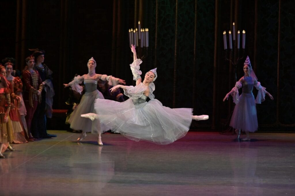 The State Ballet of Georgia: Swan Lake at the London Coliseum