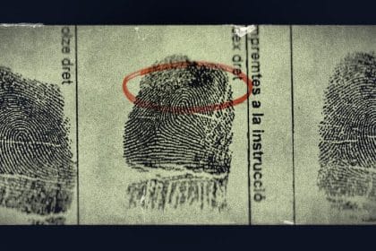 アンジー: 偽りの人生と、紛れもない罪 - Netflix