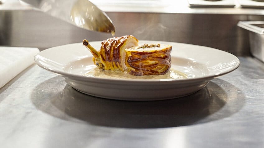 《主厨的餐桌:名厨云集》 - Netflix