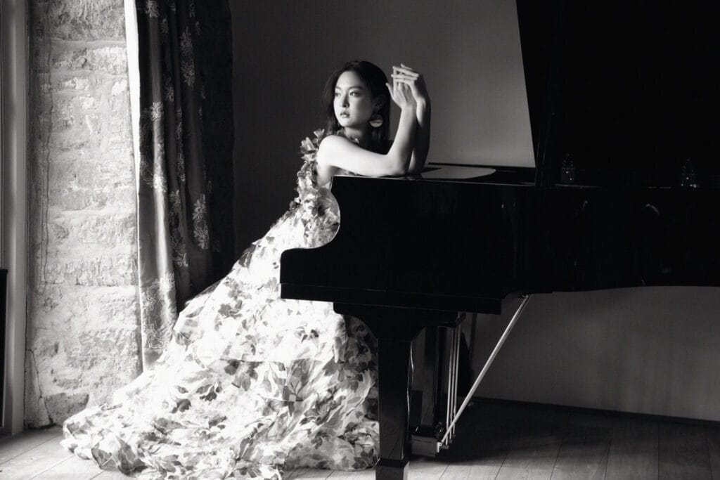 Serena Wang