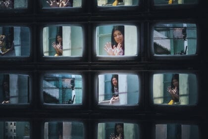 《巴西少女人质事件：悲剧直播》